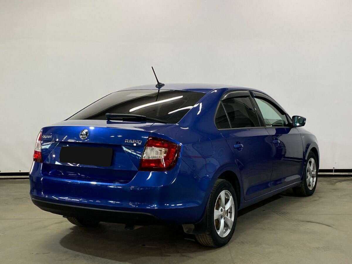 Б/У Шкода Рапид 2018 года. Фото: #4