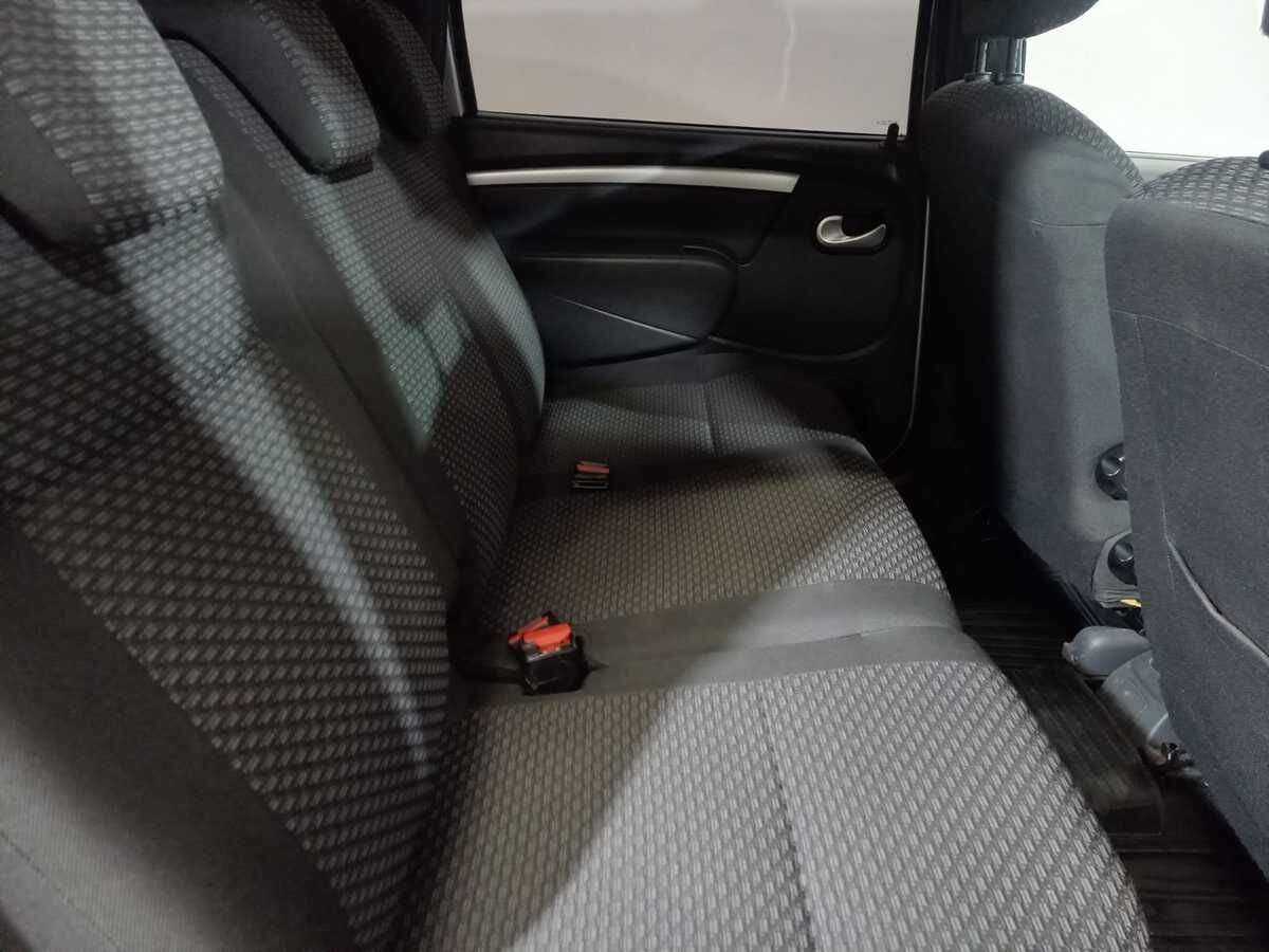 Б/У Лада (ВАЗ) Ларгус 2017 года. Фото: #8