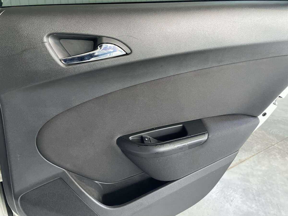 Б/У Опель Астра 2012 года. Фото: #22