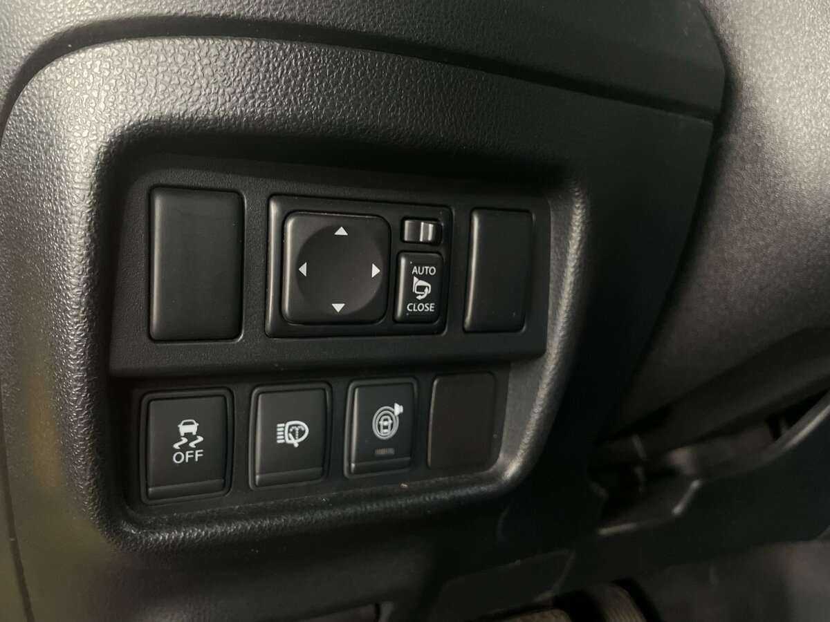 Б/У Ниссан Жук 2015 года. Фото: #15