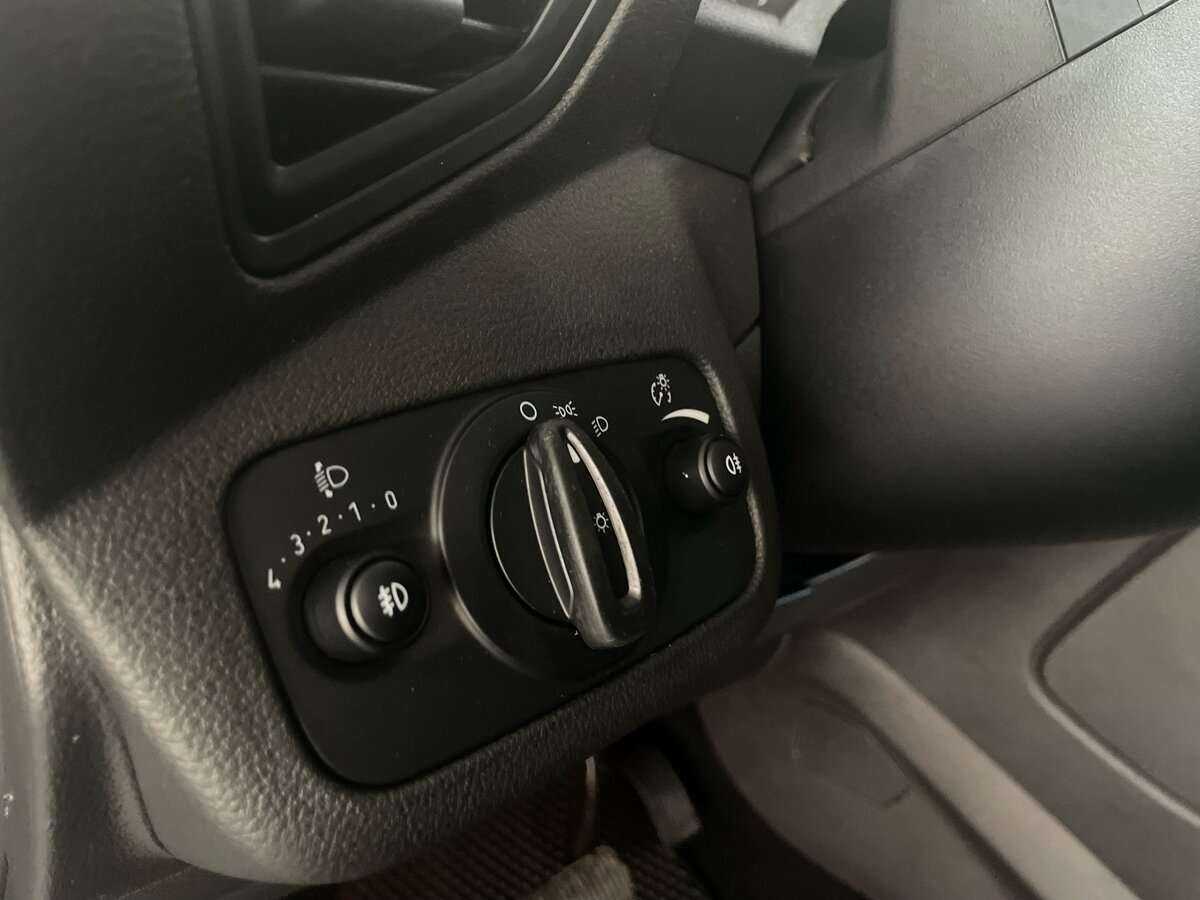 Б/У Форд Куга 2015 года. Фото: #14