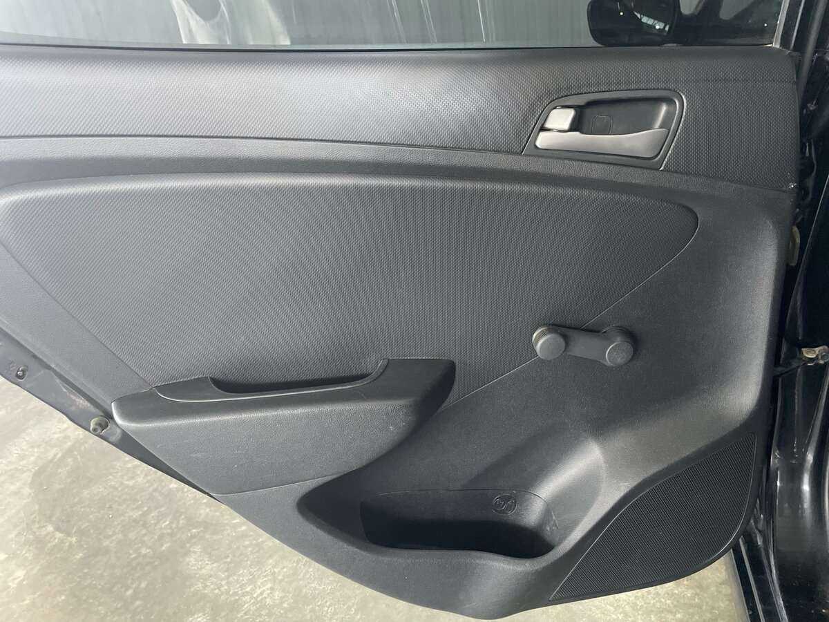 Б/У Хендай Солярис 2016 года. Фото: #17