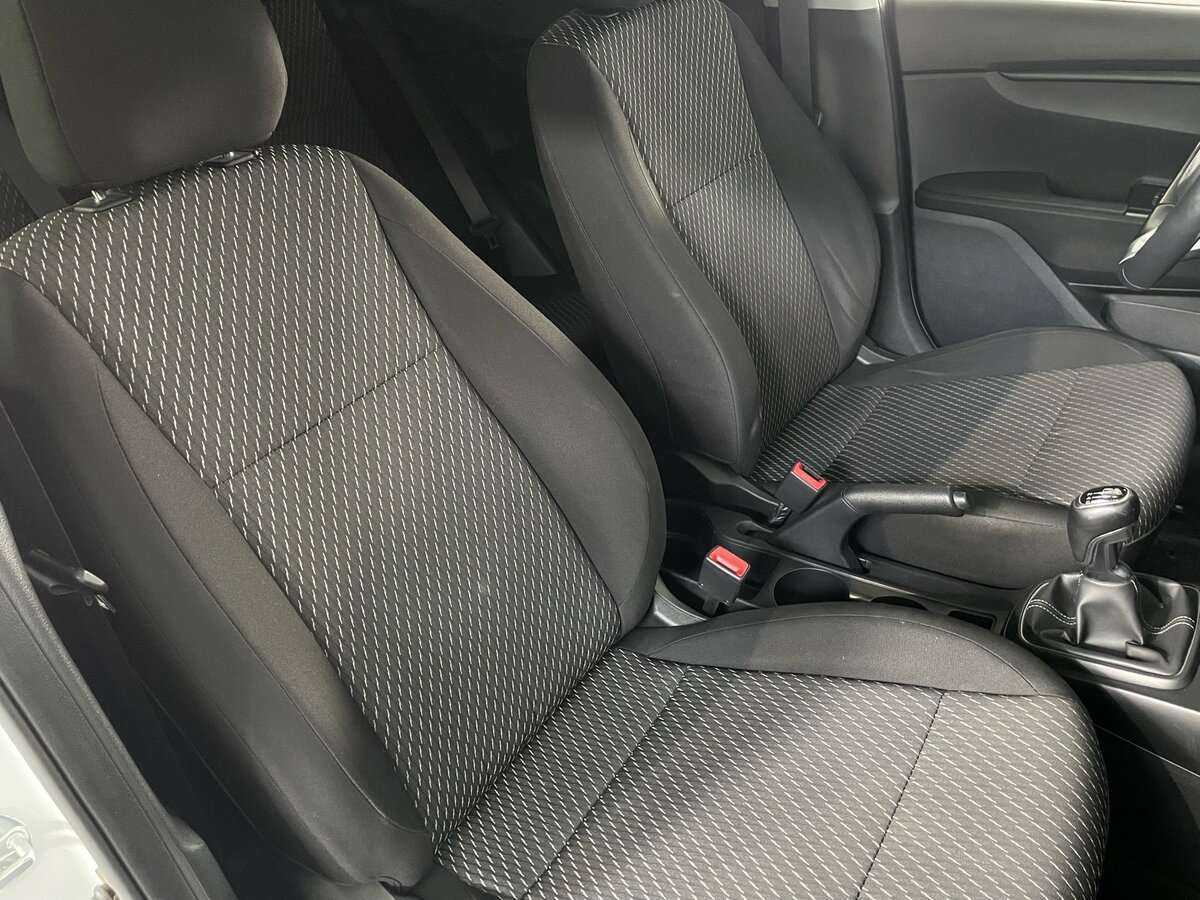 Б/У Киа Рио 2018 года. Фото: #16