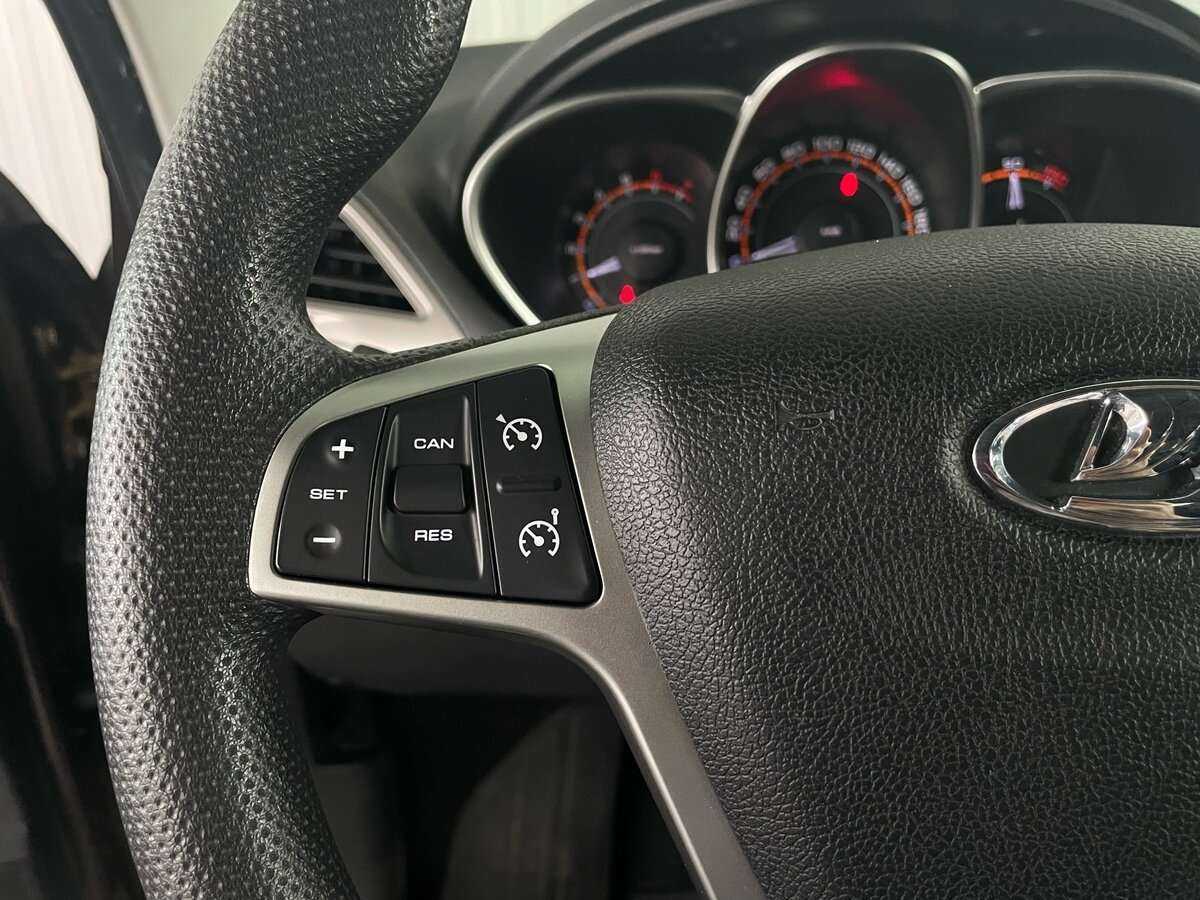 Б/У Лада (ВАЗ) Веста 2018 года. Фото: #10