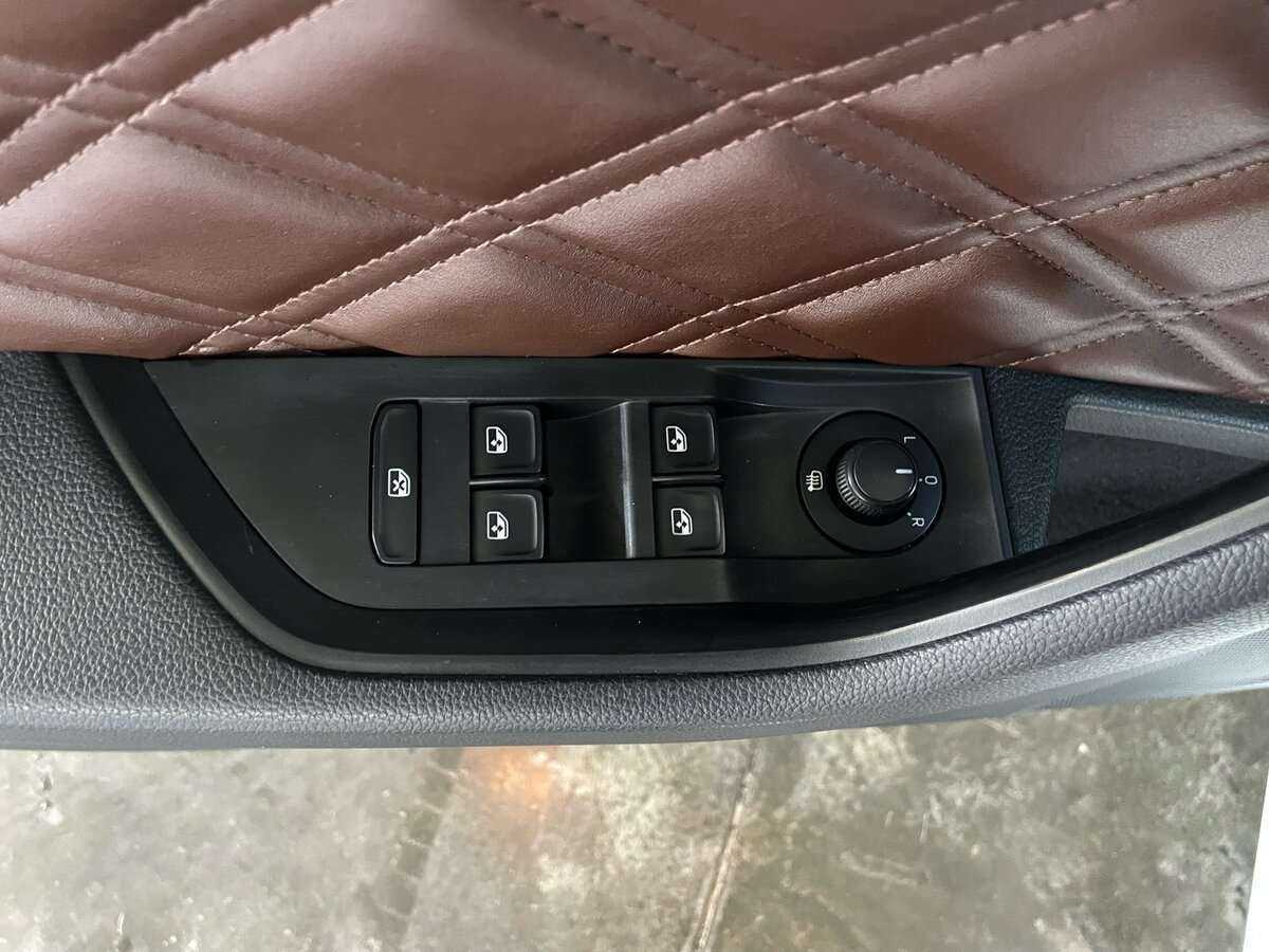 Б/У Шкода Суперб 2015 года. Фото: #22