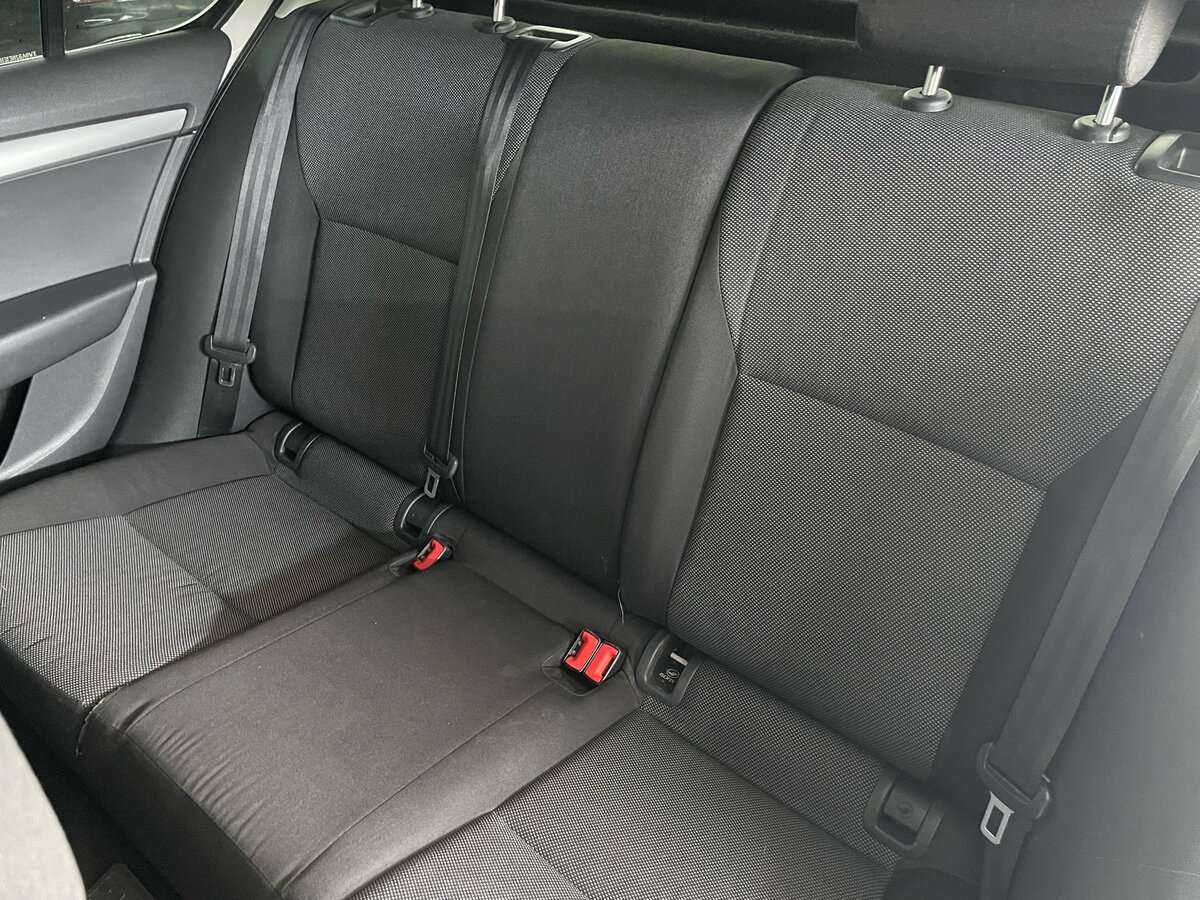 Б/У Шкода Октавия 2013 года. Фото: #13