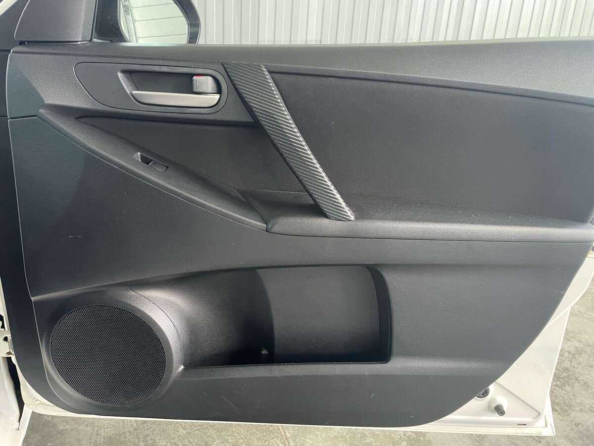 Б/У Мазда 3 2012 года. Фото: #19