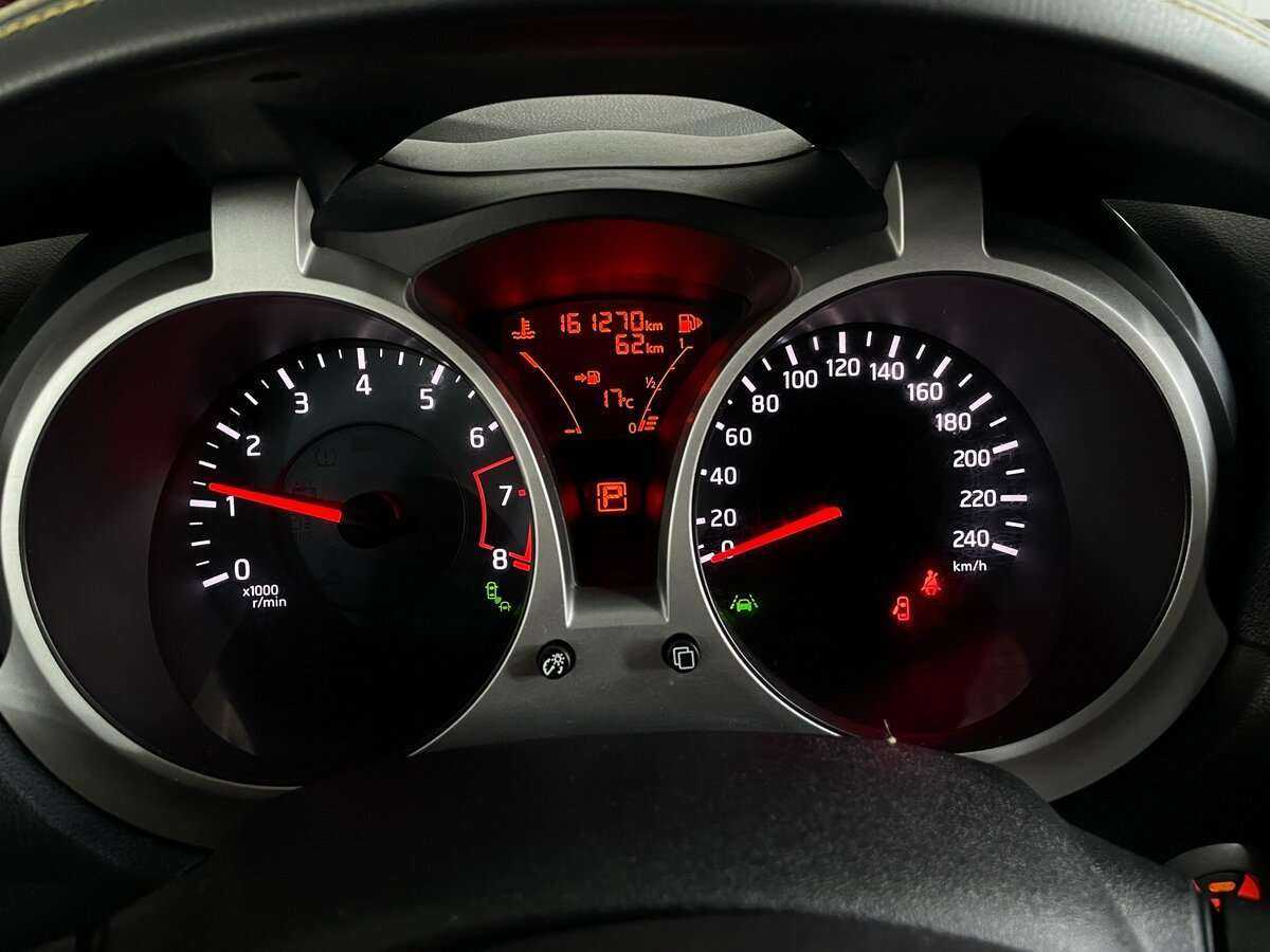 Б/У Ниссан Жук 2014 года. Фото: #11