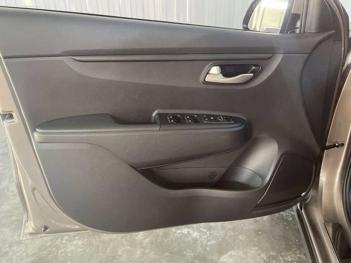 Б/У Киа Рио 2022 года. Фото: #18