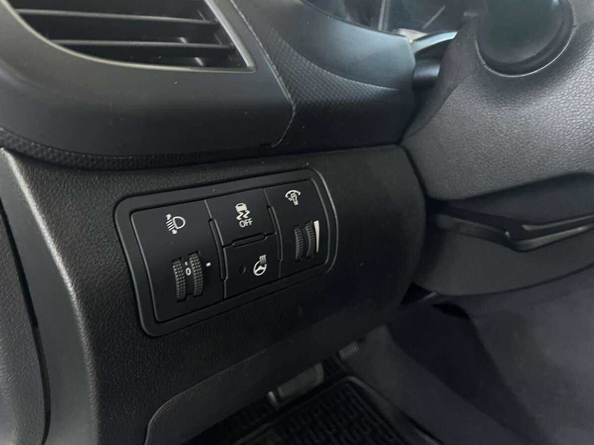 Б/У Хендай Солярис 2016 года. Фото: #13