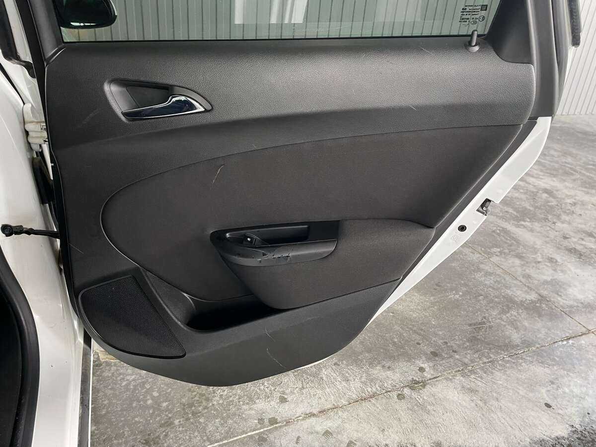 Б/У Опель Астра 2013 года. Фото: #19