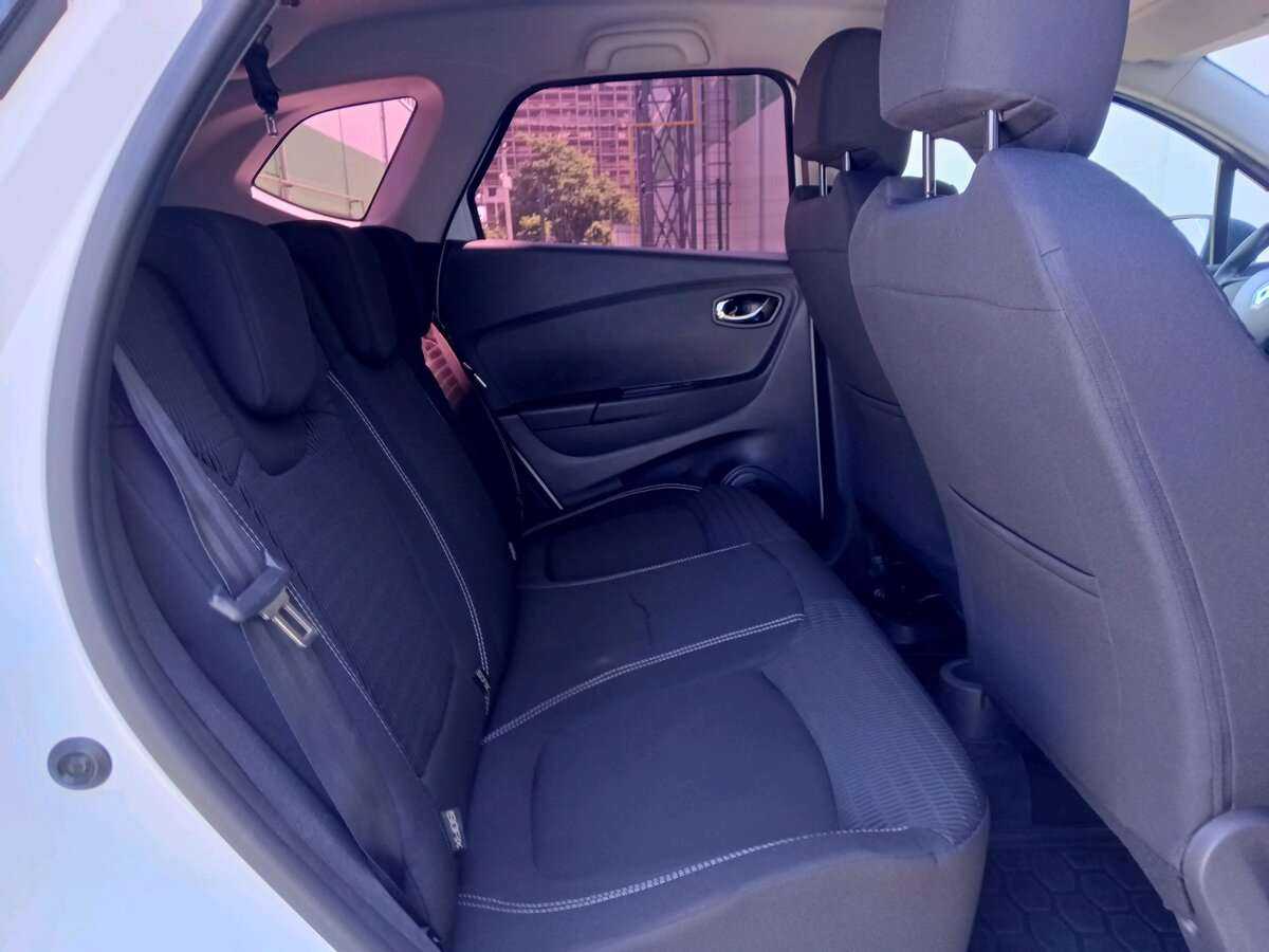 Б/У Рено Каптюр 2017 года. Фото: #11