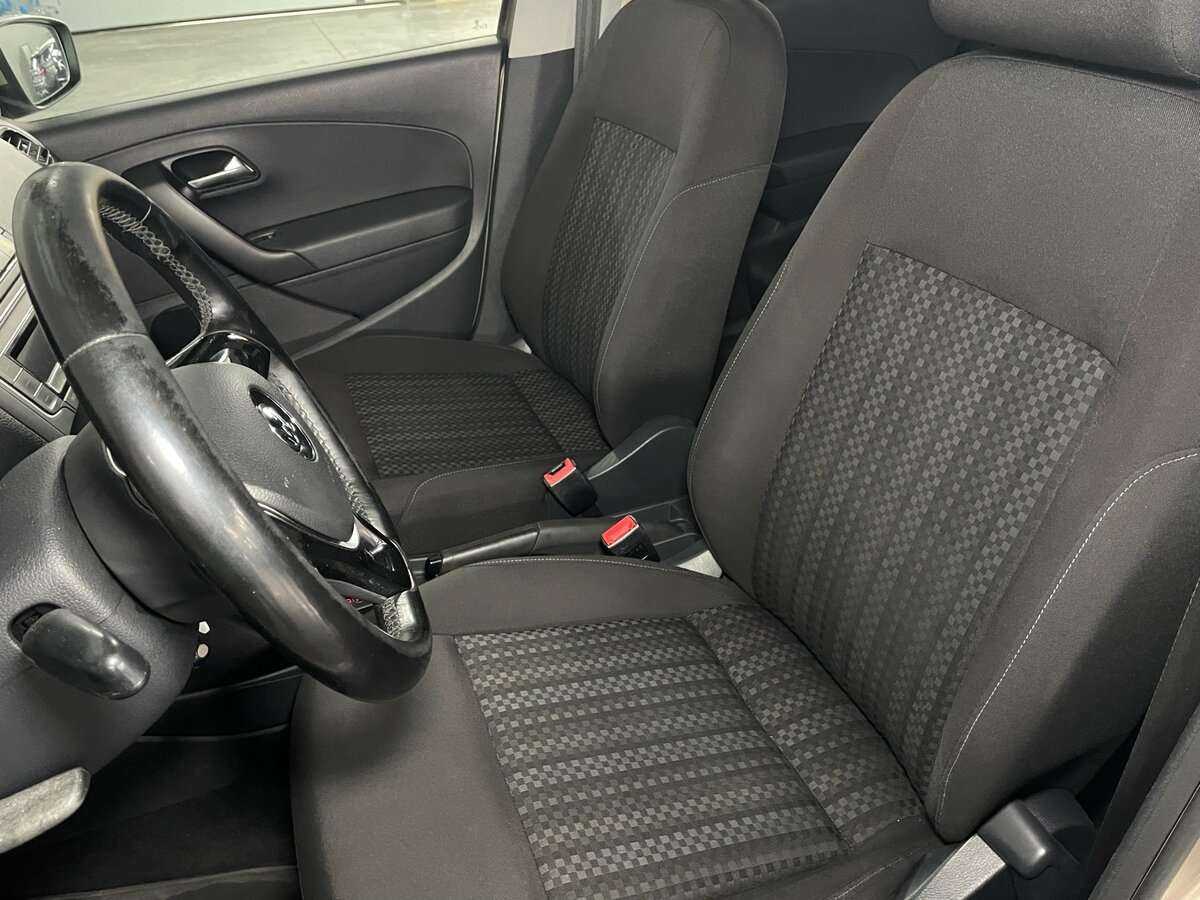 Б/У Фольксваген Поло 2016 года. Фото: #10