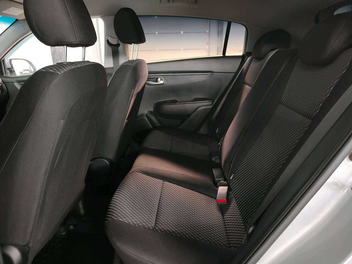 Б/У Киа Рио 2019 года. Фото: #12