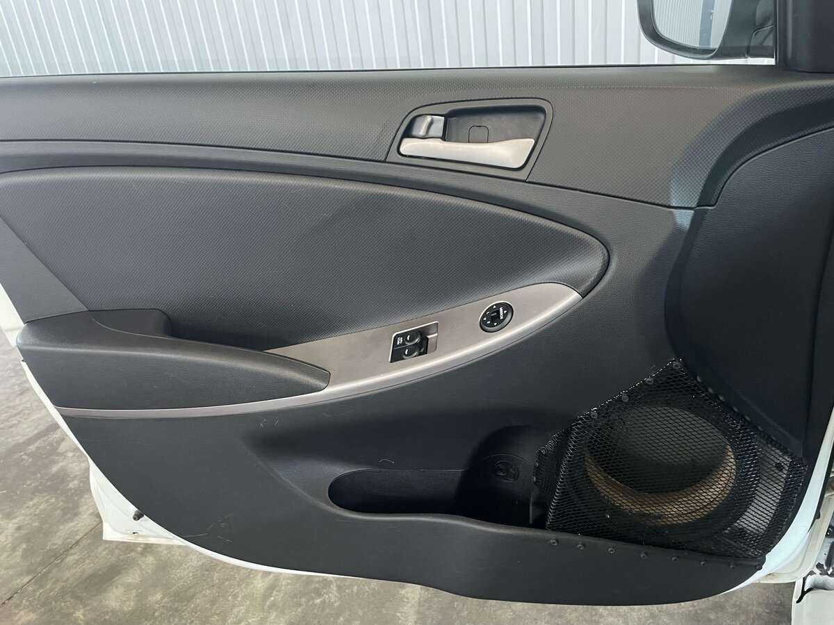 Б/У Хендай Солярис 2014 года. Фото: #18