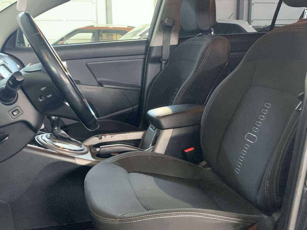 Б/У Киа Спортейдж 2014 года. Фото: #9