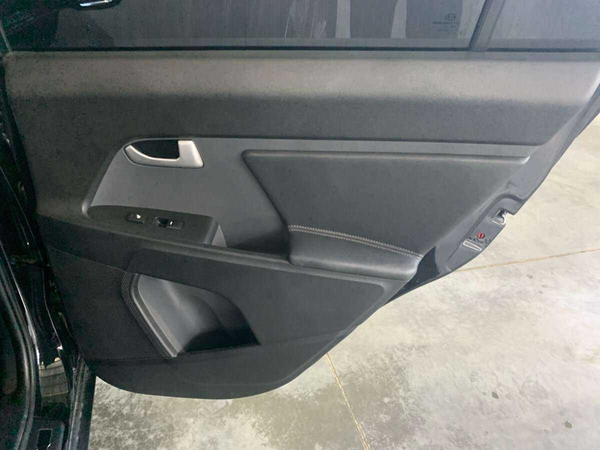 Б/У Киа Спортейдж 2014 года. Фото: #18