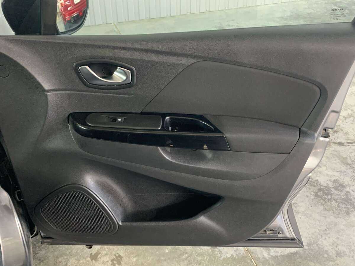 Б/У Рено Каптюр 2022 года. Фото: #19