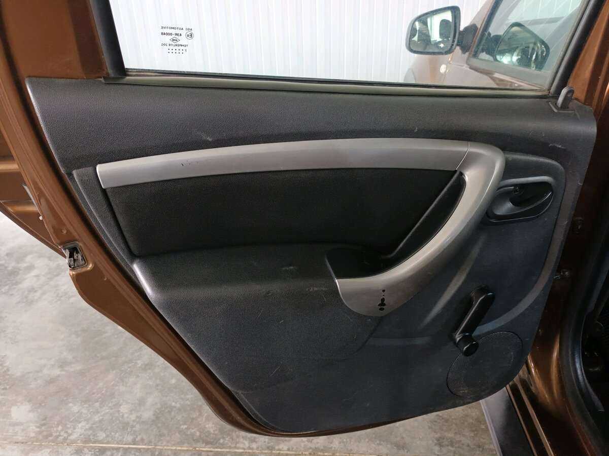 Б/У Рено Дастер 2012 года. Фото: #16