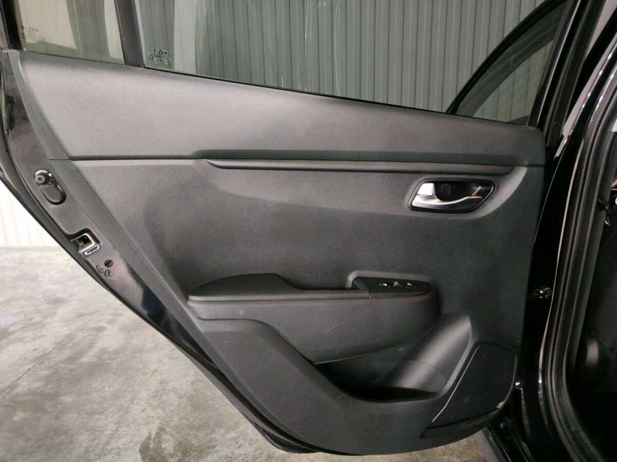 Б/У Киа Рио 2021 года. Фото: #13