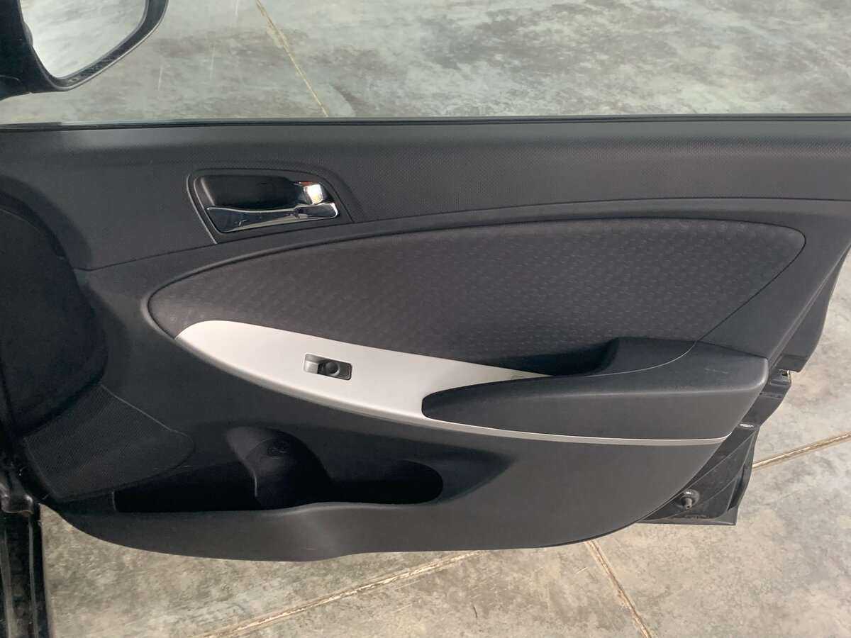 Б/У Хендай Солярис 2012 года. Фото: #18