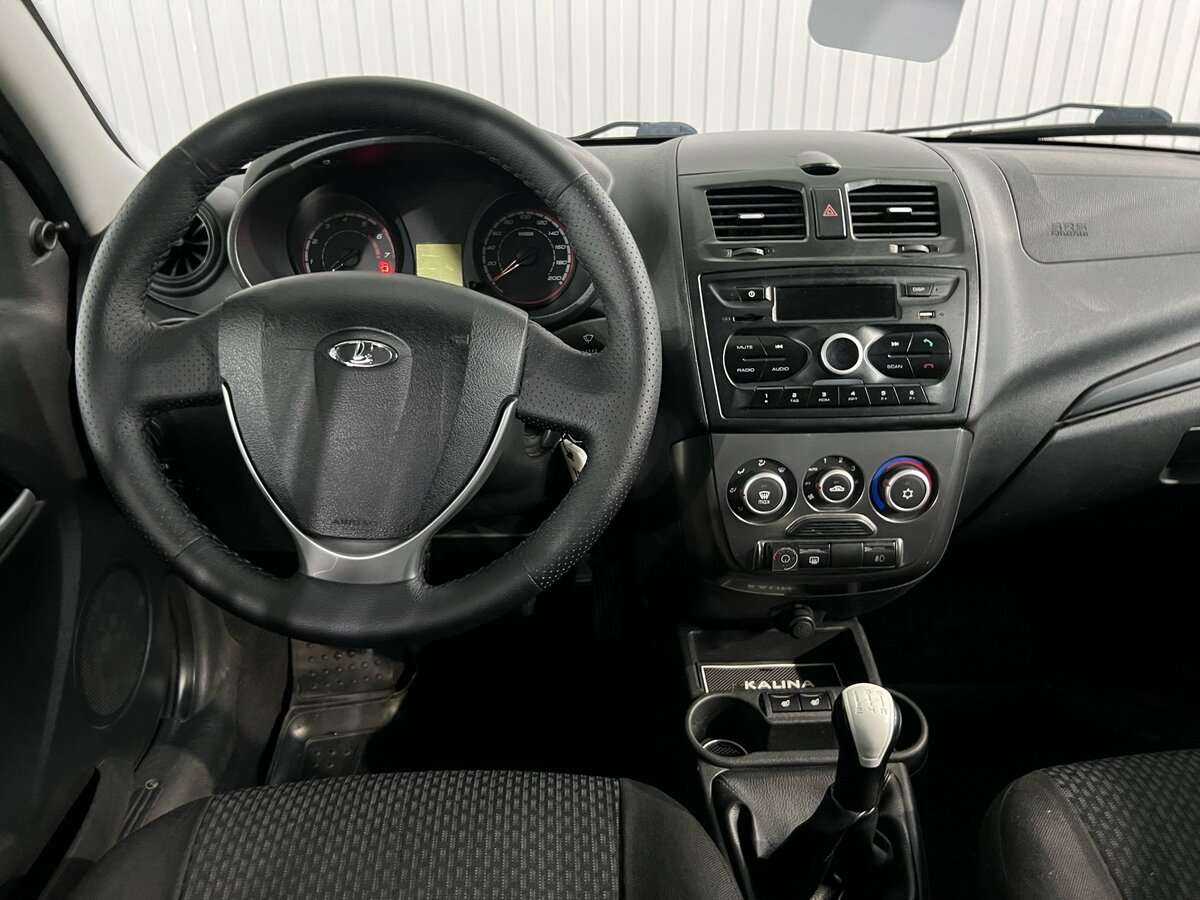 Б/У Лада (ВАЗ) Калина 2015 года. Фото: #10