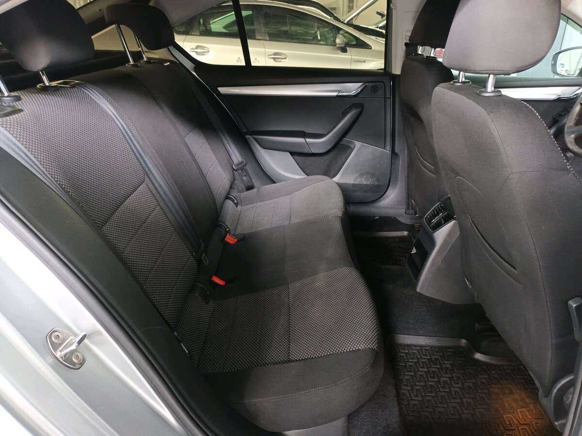 Б/У Шкода Октавия 2014 года. Фото: #14