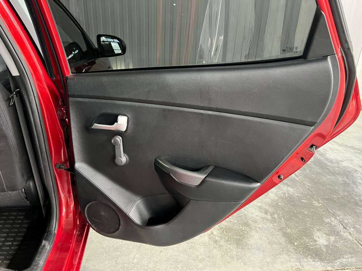 Б/У Киа Рио 2015 года. Фото: #18