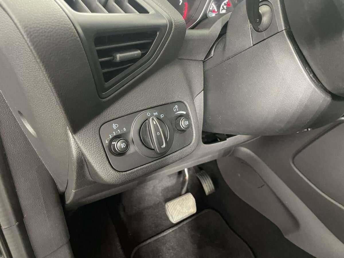 Б/У Форд Куга 2013 года. Фото: #8