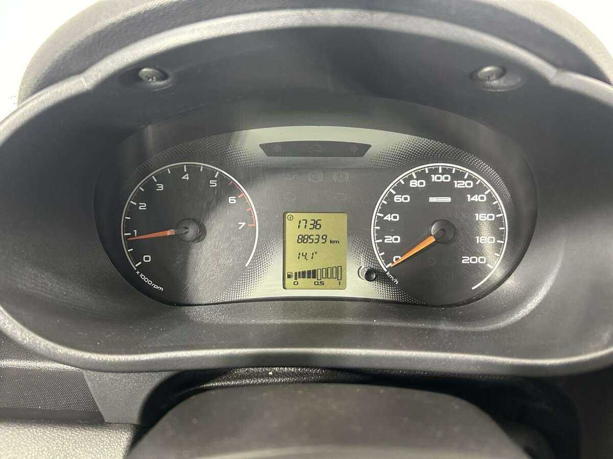 Б/У Лада (ВАЗ) Гранта 2017 года. Фото: #10