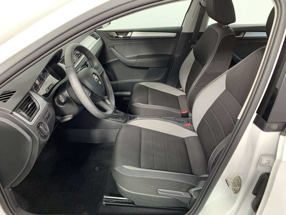 Б/У Шкода Рапид 2019 года. Фото: #12