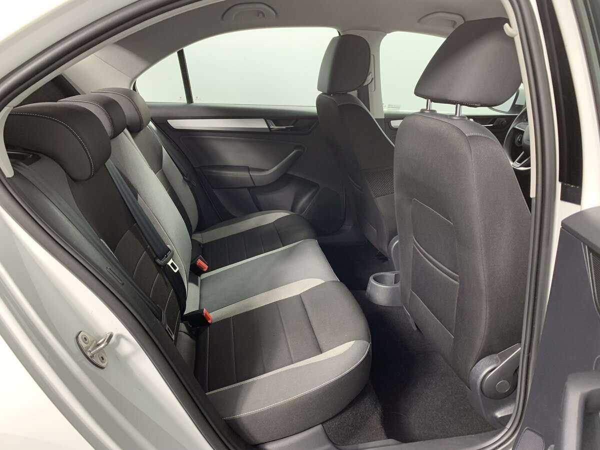 Б/У Шкода Рапид 2019 года. Фото: #15