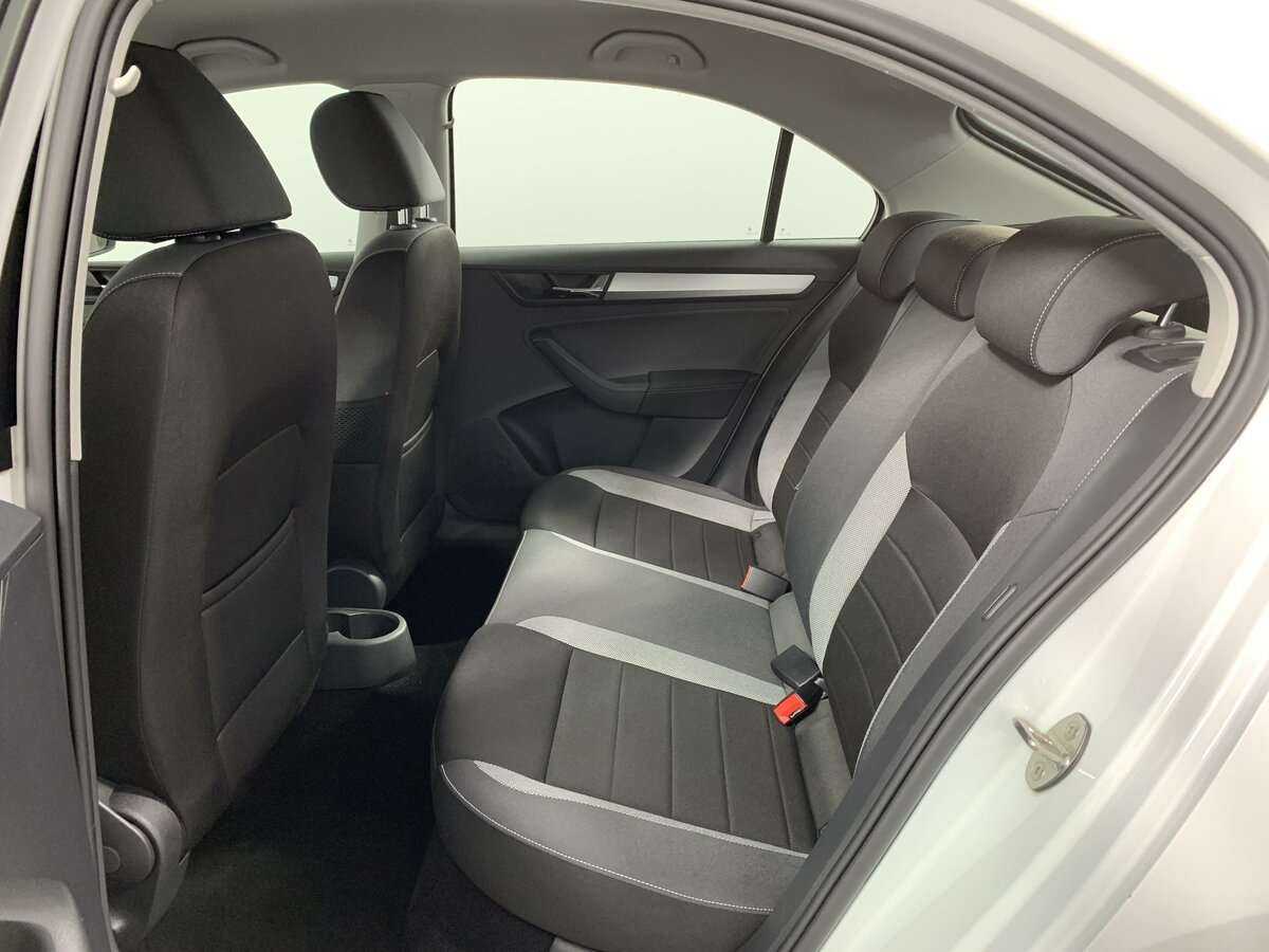 Б/У Шкода Рапид 2019 года. Фото: #10