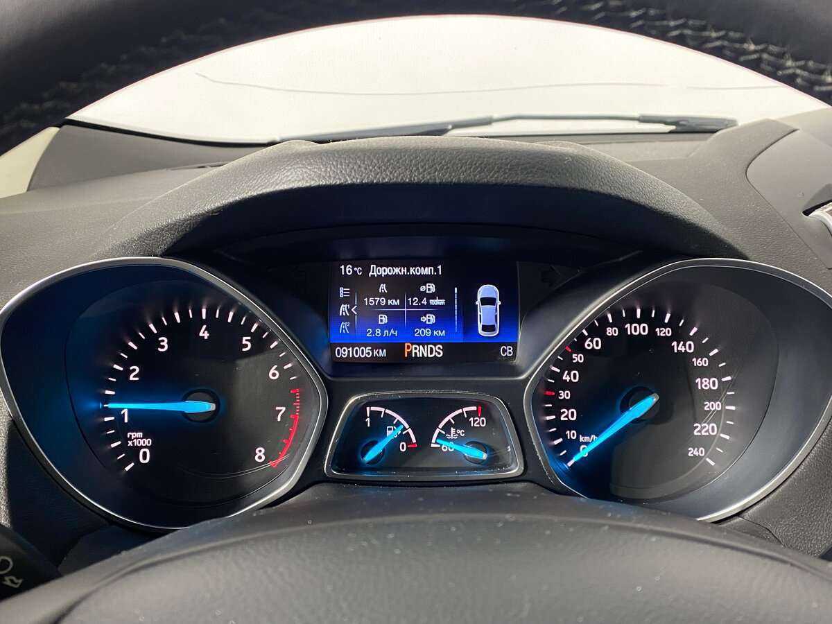 Б/У Форд Куга 2017 года. Фото: #12