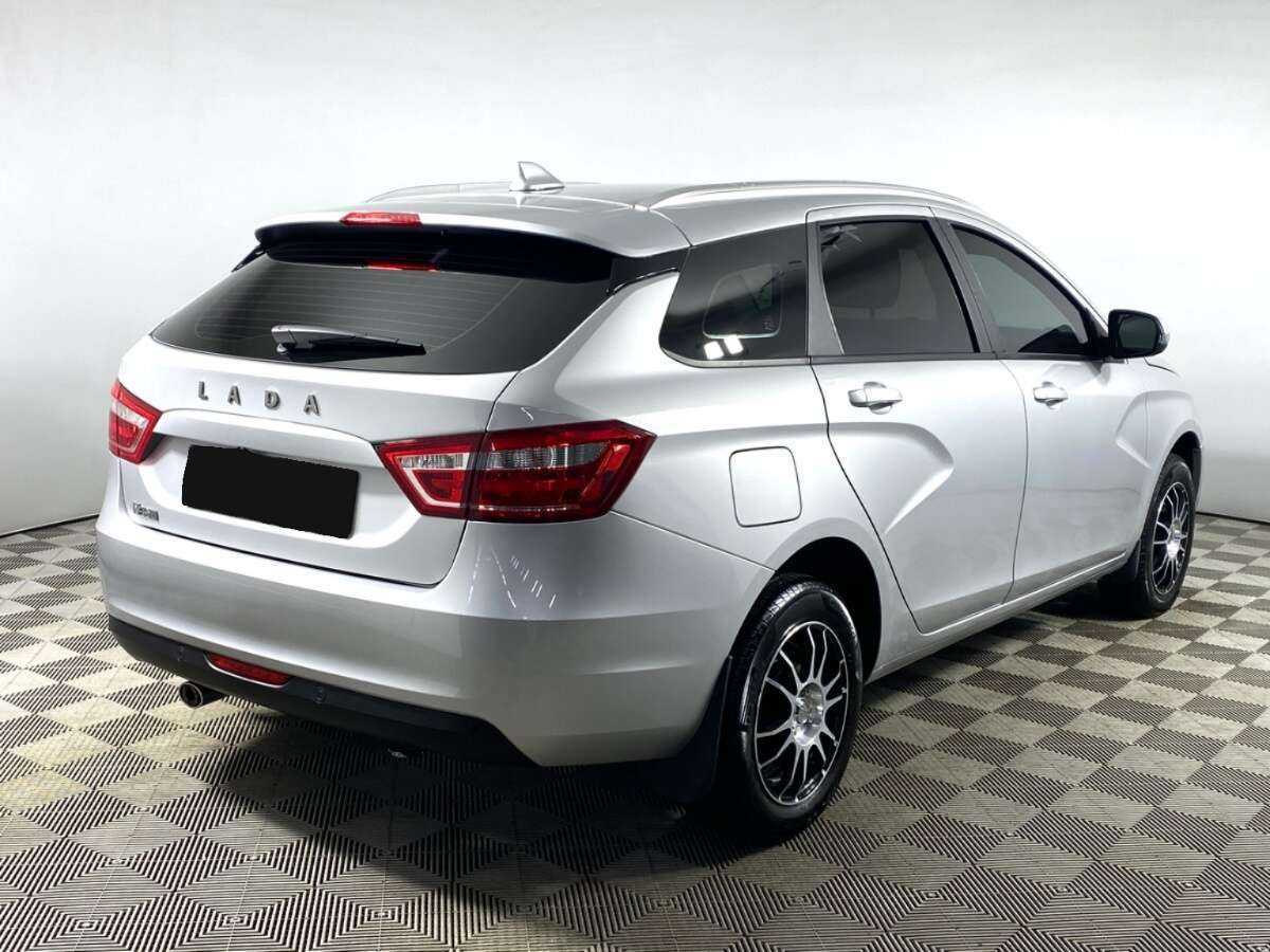 Б/У Лада (ВАЗ) Веста 2021 года. Фото: #3