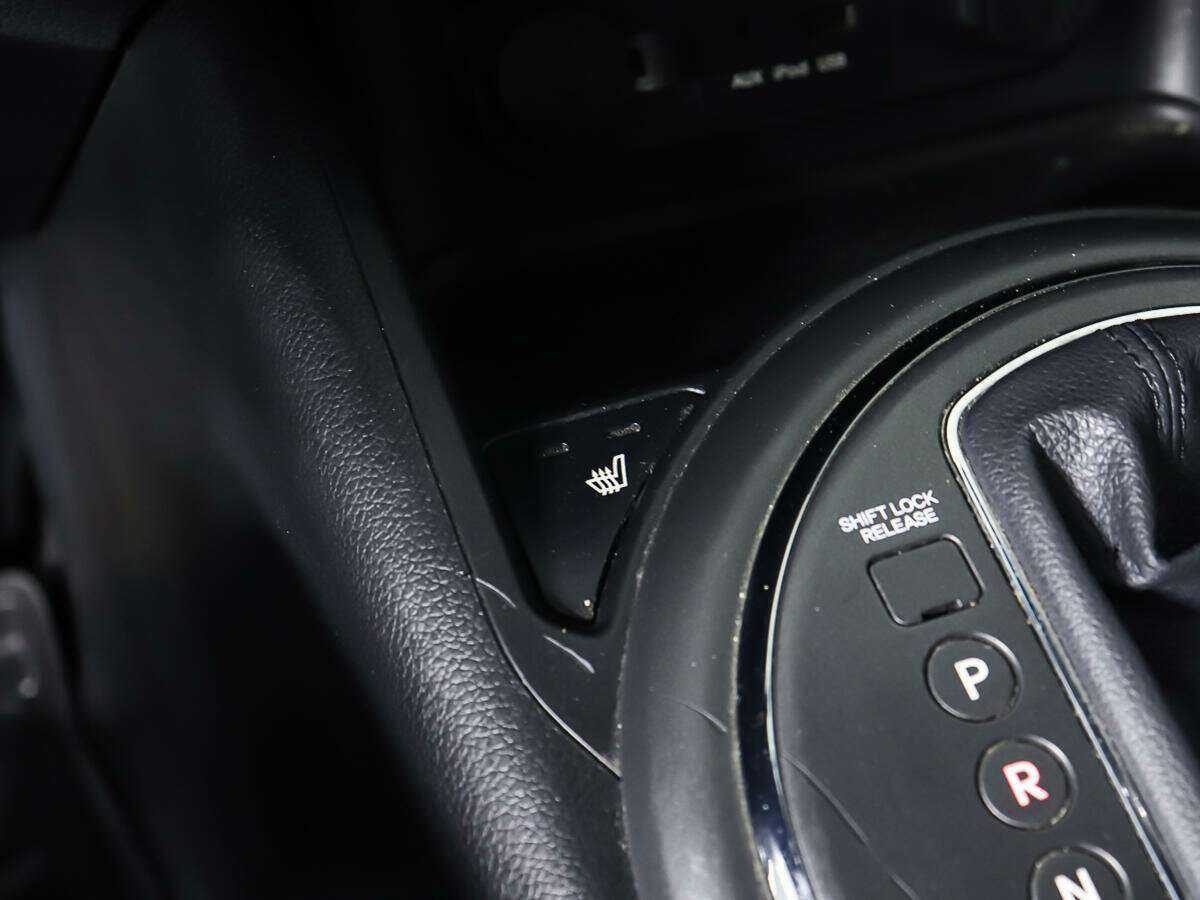 Б/У Киа Спортейдж 2013 года. Фото: #16