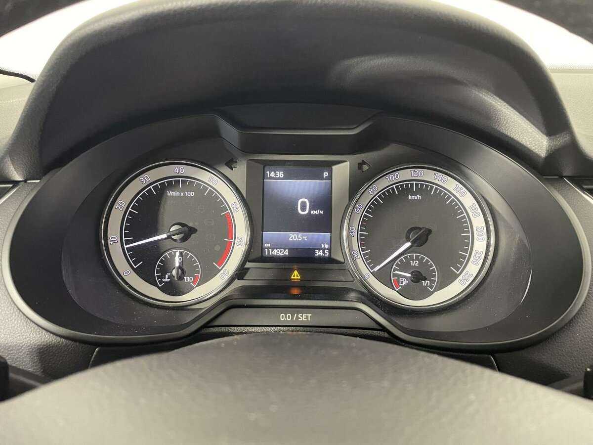 Б/У Шкода Октавия 2017 года. Фото: #10