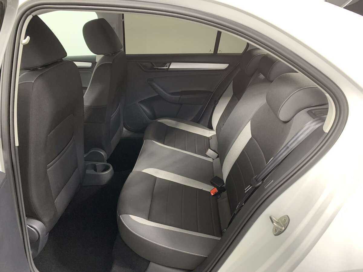 Б/У Шкода Рапид 2019 года. Фото: #15