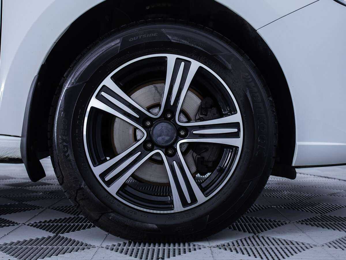 Б/У Фольксваген Поло 2020 года. Фото: #7