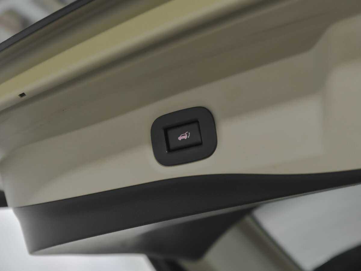 Б/У Ниссан Икс-Трейл 2015 года. Фото: #20