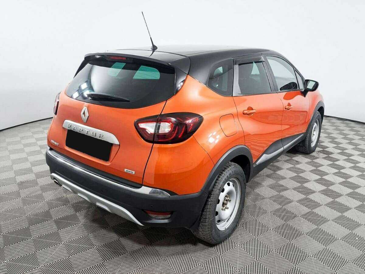 Б/У Рено Каптюр 2016 года. Фото: #4