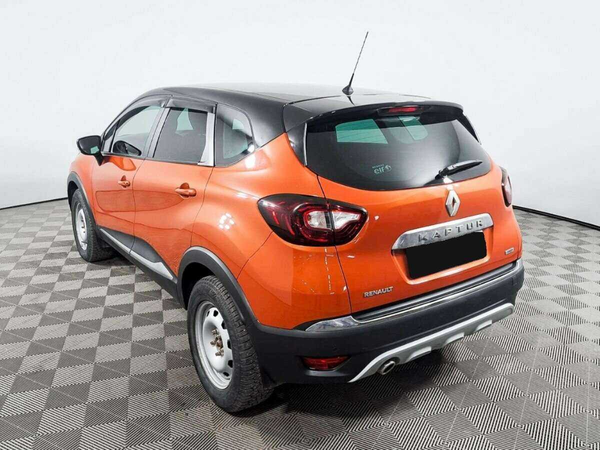 Б/У Рено Каптюр 2016 года. Фото: #6
