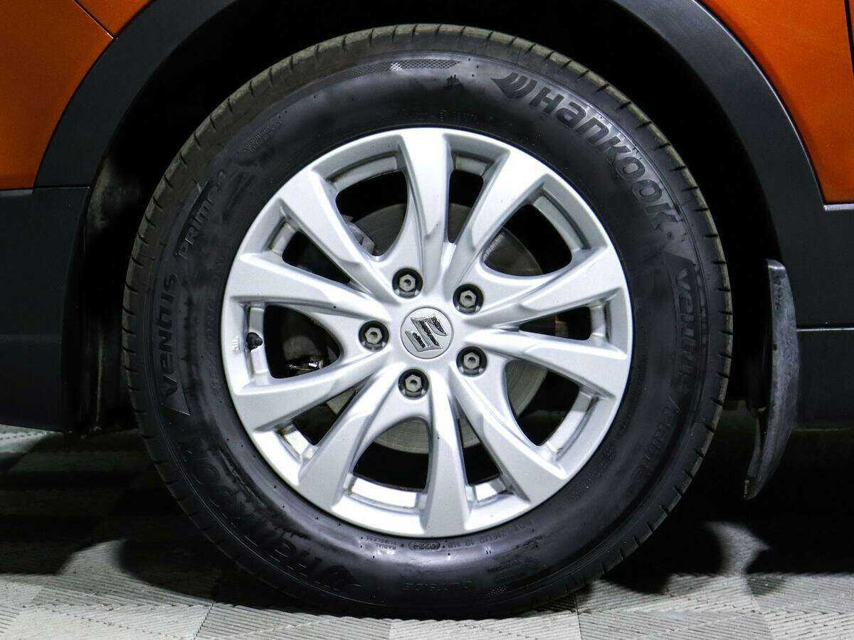 Б/У Сузуки С-Икс4 2016 года. Фото: #18