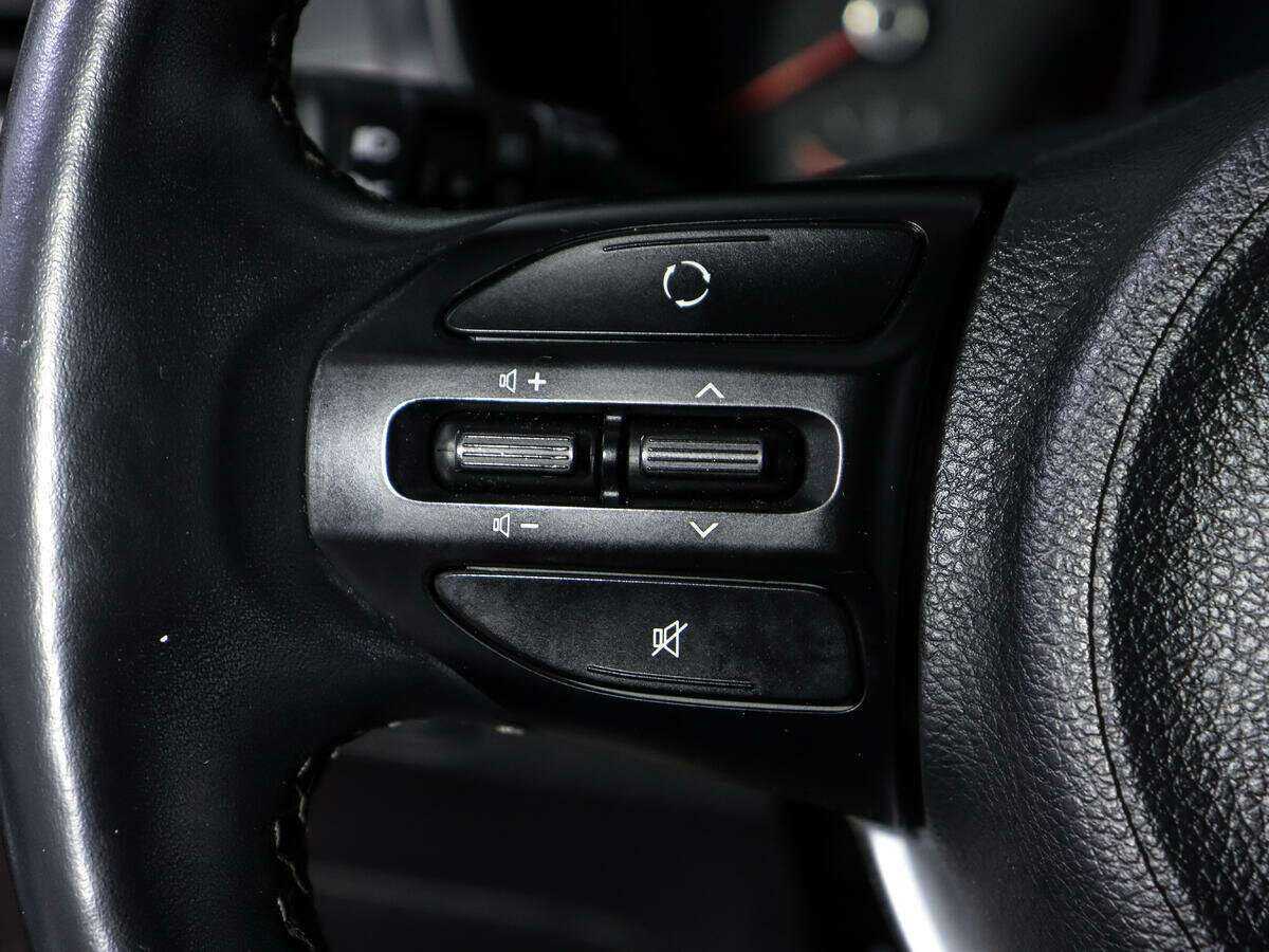 Б/У Киа Рио 2019 года. Фото: #16