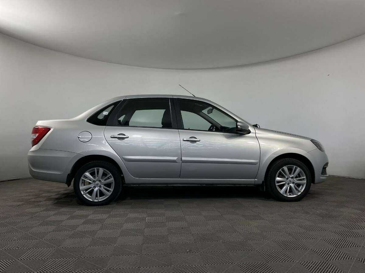 Б/У Лада (ВАЗ) Гранта 2021 года. Фото: #3