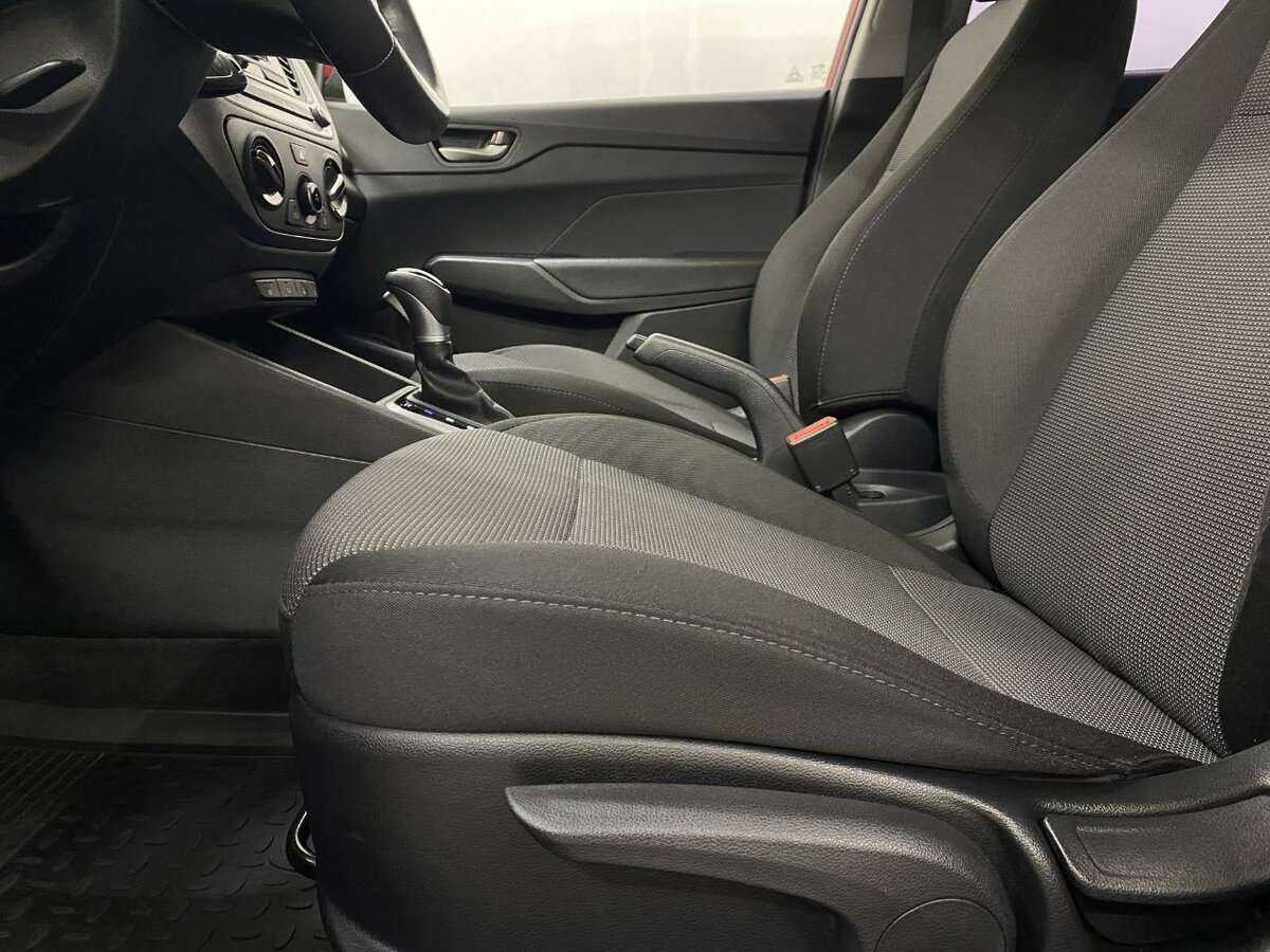 Б/У Хендай Солярис 2018 года. Фото: #9