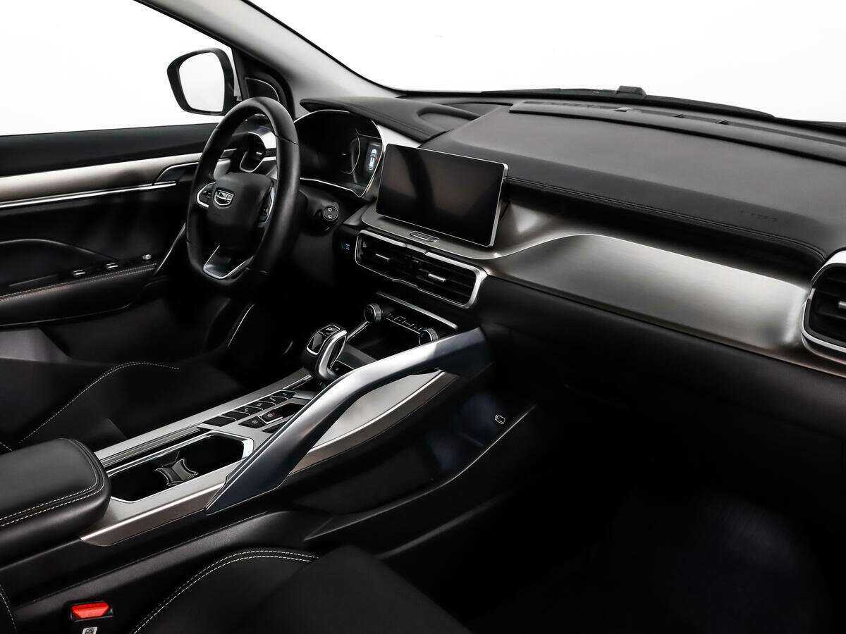 Б/У Джили Кулрэй 2021 года. Фото: #12