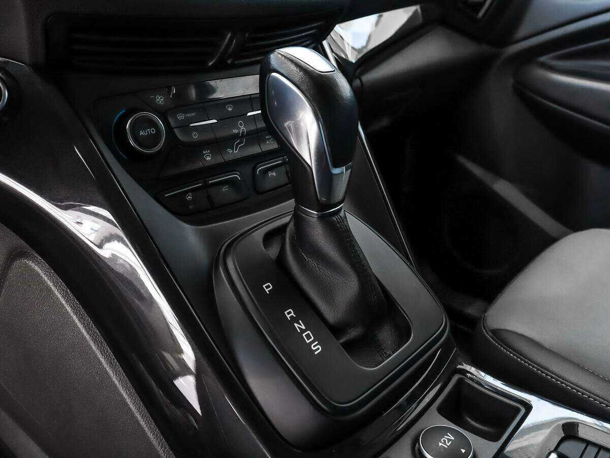 Б/У Форд Куга 2016 года. Фото: #9