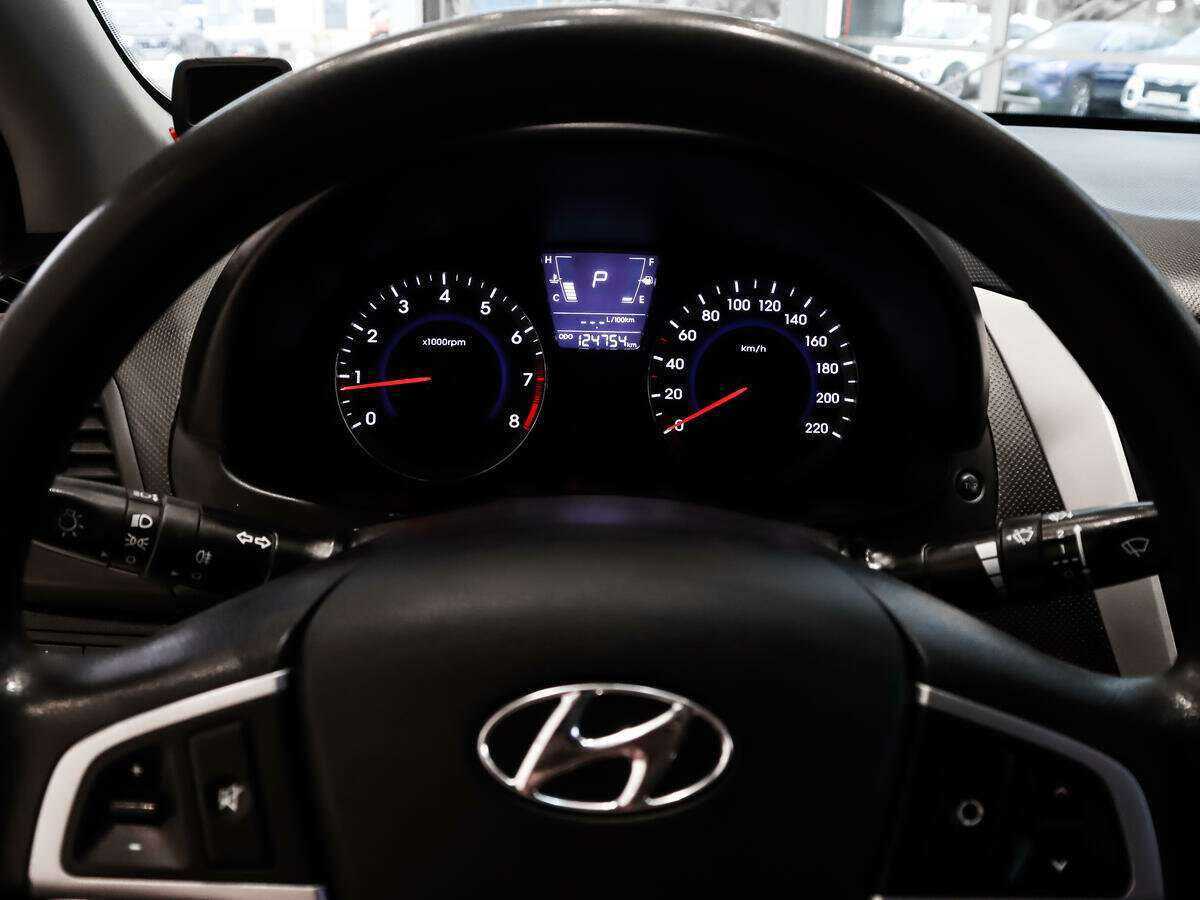 Б/У Хендай Солярис 2012 года. Фото: #15