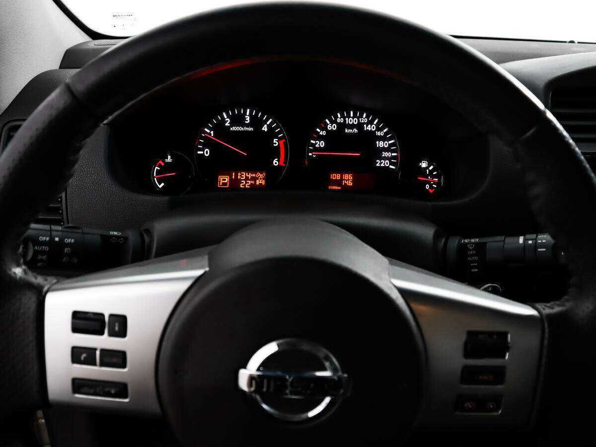 Б/У Ниссан Патфайндер 2012 года. Фото: #15